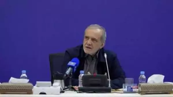 イラン大統領、アメリカとの覚書合意評価も「全ての選択肢に備える」とけん制