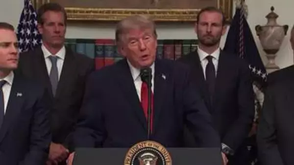 ホルムズ海峡「現在は多くの船が航行している」トランプ大統領が主張　アメリカ軍が海峡南側の航路確保との報道も