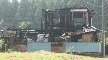 住宅火災で4人の遺体　木造2階建て住宅が全焼し住人4人と連絡とれず　千葉・八街市