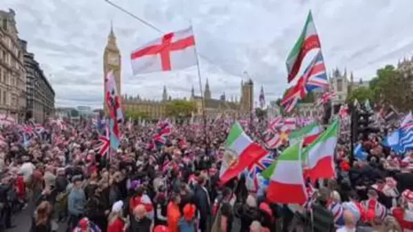 ロンドン2カ所で大規模デモ　移民・難民政策への反対　パレスチナへの連帯、人種差別など　合わせて約8万人参加で43人逮捕　イギリス