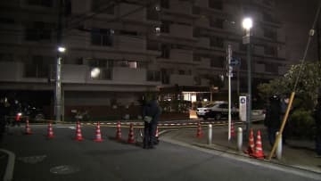 マンションに刺し傷ある男性遺体　室内に土足の足跡複数　東京・大田区