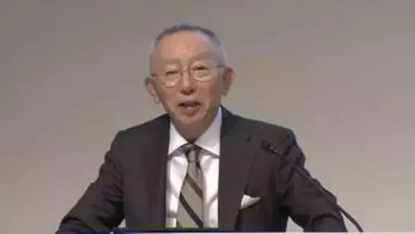 ユニクロ好調“中東情勢影響は限定的”利益予想を上方修正