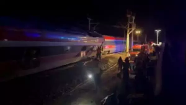 高速鉄道が脱線・衝突で乗客39人死亡 152人負傷　スペイン南部