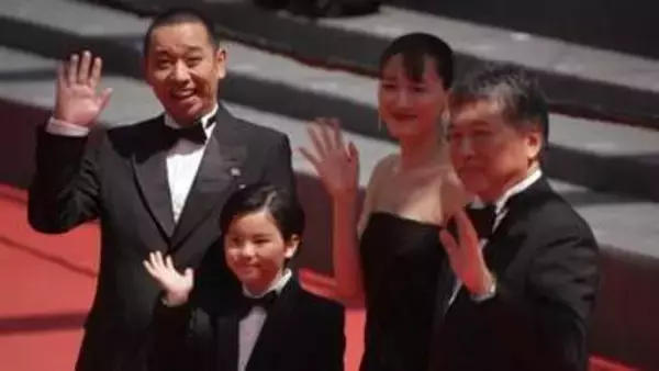 是枝裕和監督「箱の中の羊」　カンヌ映画祭で公式上映　約10分間スタンディングオベーション