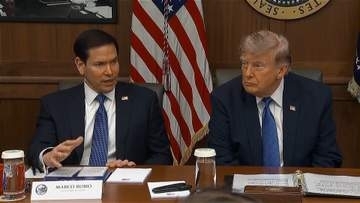 トランプ大統領「おとり」旧型専用機にルビオ国務長官ら閣僚も搭乗　地対空ミサイルで狙われる脅威も　アメリカメディア