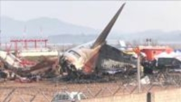 韓国航空機事故から1年で追悼式　乗客・乗員179人死亡　大統領が謝罪