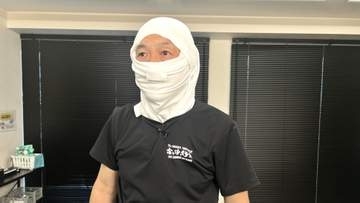 緊急時はTシャツやパーカーが大活躍！粉塵や煙から顔を守るマスクや、足を保護する靴に。覚えておきたい衣類の活用法