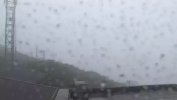 伊豆大島などにレベル5土砂災害特別警報　より高い場所、崖から離れた場所に避難を　伊豆諸島北部に線状降水帯予測