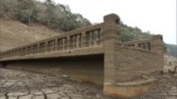 恵みの雨で“令和の大渇水”どこまで回復…“瀬切れ”安倍川に弱い川の流れ　“幻の橋”出現の北川ダムは変化見られず