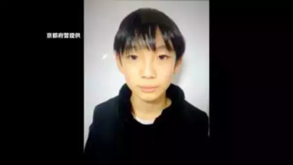 【中継】結希さん遺体発見現場の近くに献花台、ジュースや花が置かれる　手を合わせる人も　安達容疑者が遺体を複数場所に移動か