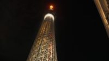 東京スカイツリーエレベーター緊急停止　男女20人6時間閉じ込め　きょうは営業休止　運営会社「総点検と安全確認を実施」