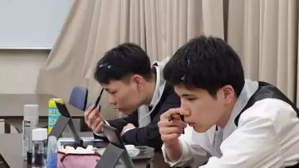 Z世代男性に広がる「男性コスメ」市場が拡大　就活や仕事でも“化粧は当たり前”に