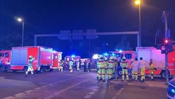 ベルリンで車が群衆に突っ込み1人死亡16人けが　性的少数者イベント開催中　ブランデンブルク門近くのティアガルデン
