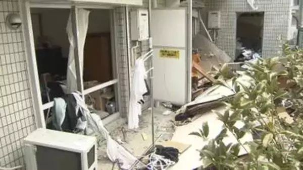 千葉・市川市のマンションで爆発　2人けが「飛び起きるような音だった」100メートル離れた中学校の窓ガラスも被害に