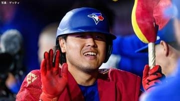 岡本和真が日本人右バッターの最多本塁打記録を更新　2試合連続となる33号逆転スリーラン