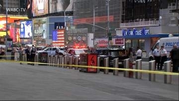 NY観光名所タイムズスクエアで無差別殺傷か通行人2人刺され1人死亡　刃物女は警察官の警告無視し撃たれ死亡
