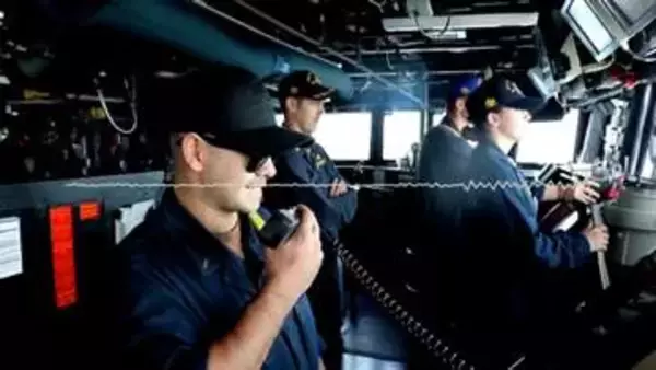 「航行中止を勧告する」ホルムズ海峡“逆封鎖”のアメリカ中央軍が音声を公開　イランの港周辺のすべての船舶に“警告”