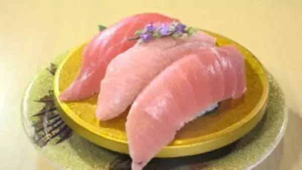 値段は張っても「違いを見せる」平日でも昼から満席の『ローカル回転すし』客から支持される“ネタと人間力”