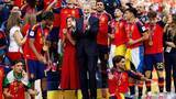「“赤の装い”でスペイン国王一家も決勝戦を観戦　代表選手たちと勝利を祝福【FIFAワールドカップ2026】」の画像1