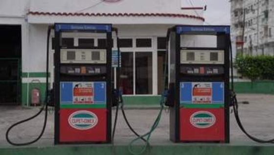 燃料不足のキューバ　３カ月ぶり約10万トンの原油を積んだタンカーが到着　容認したアメリカ「人道支援のため」