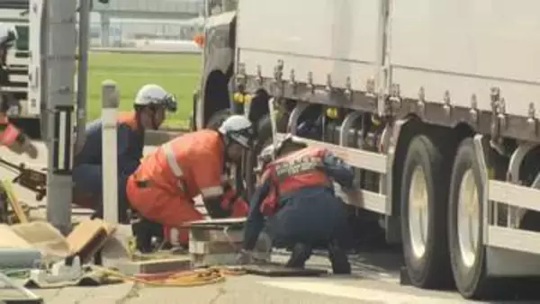 「4月にも事故」の交差点　自転車がトラックと衝突　16歳女子高校生が足首挟まれ大けが　石川・白山市