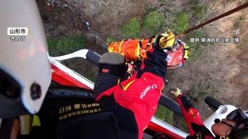 クマ駆除中に転倒し滑落…猟友会の60歳女性が骨折し大けが　山中で一夜明け消防防災ヘリが無事救助　山形市