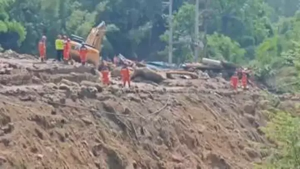 中国・重慶　豪雨で3人死亡17人行方不明　内陸部などで被害相次ぐ