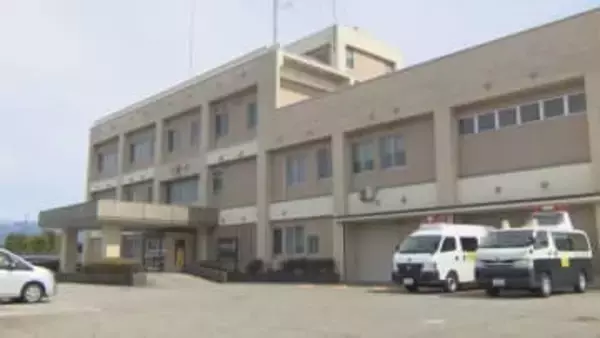 滑川駅付近で「銃声のような音を聞いた」と通報　警察が現場周辺をパトロールして確認中　富山・滑川市