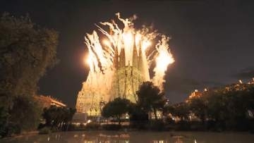 “未完の聖堂”サグラダ・ファミリア「イエスの塔」完成　ローマ教皇が平和訴え　高さ172.5メートルの最高塔