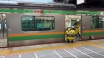 JR東海道線車内でスプレー、3人搬送　16歳少年（自称・土木作業員）を逮捕　友人らと横浜駅から乗車し犯行か