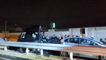 首都高横羽線で5台絡む事故　4人軽傷　一部区間で一時通行止めも　神奈川・川崎市