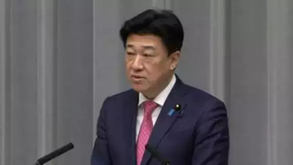 「木原官房長官が冬眠明けクマ対策5つの注意事項強調　夜間ゴミ捨ての適切管理や鈴・ラジオの携帯呼びかけなど」の画像