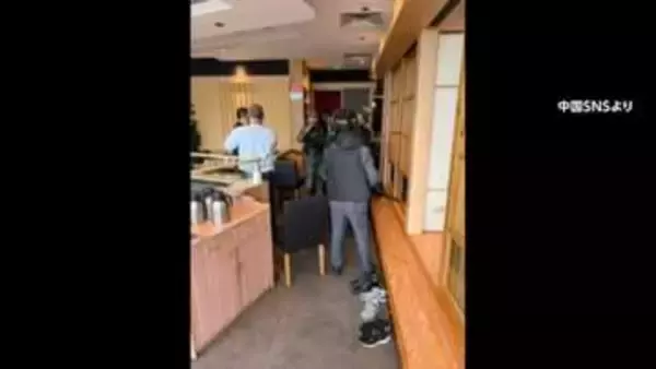 ランチタイムに騒然　中国・上海の日本料理店で切りつけ　森ビル社員も被害に…日本人含む3人負傷　中国人の男（59）精神疾患の治療歴