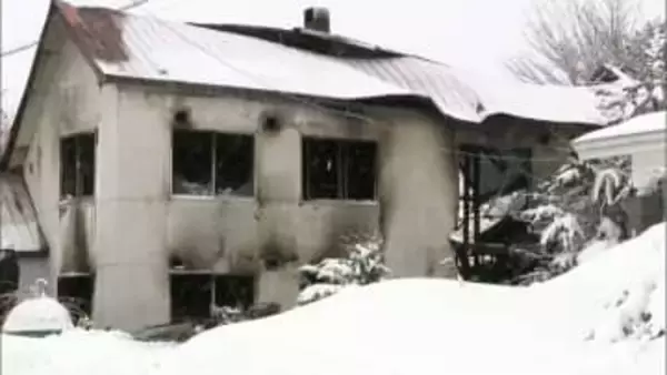 木造2階建て住宅が全焼し1階部分から男性の遺体…1人暮らしの70代男性か　北海道・砂川市