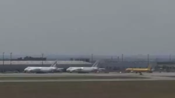 ドイツ東部で貨物機が飛行物体と衝突、空港では爆発物搭載ドローンを発見　ウクライナ向け輸送機近くで
