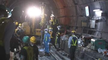 横須賀線の一部で終日運休　夜間作業から転換　働き方改革の一環で昼間工事へ