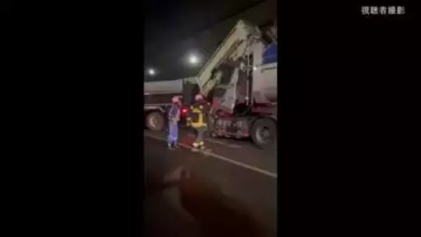 大型トレーラーが渋滞の列に　追突されたトラック運転手死亡　助手席の1人が心肺停止ほか3人搬送　東京湾アクアライン上り一部で通行止め続く