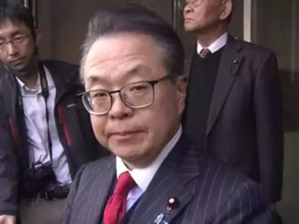 二階VS世耕　世耕氏の自民党復党問題　和歌山県連の会合で結論は出ず　カギとなるのは「二階氏側近」と世耕氏古巣の「参院自民」二階元幹事長は「(世耕氏の復党は）時間の問題ではないの？」