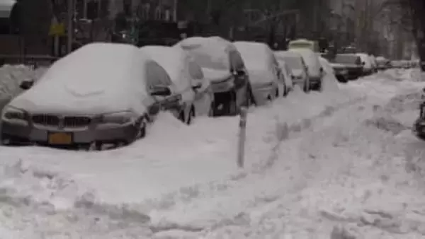 歴史的寒波で少なくとも22人死亡…大雪で5000便欠航し約70万世帯が停電に　ハドソン川も一部凍結　アメリカ