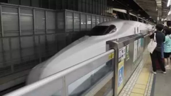 JR東海“初の夜行新幹線”「東海道ルミエールエクスプレス」始発より早く京都・新大阪駅に到着　チケットは2日で完売