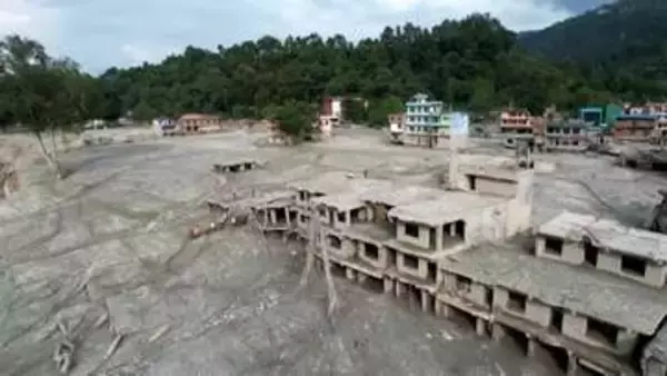 ネパール土砂災害　水力発電所の建設現場で100人超がトンネルに閉じ込めか　死者691人