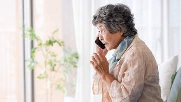 高齢の親を詐欺からどう守る？同居や監視に頼らずにできる「防犯の仕組み」と親子のちょうどいい距離感
