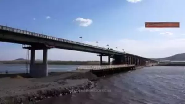 ロシアと北朝鮮を結ぶ初の道路橋　連結完了で式典　6月開通予定