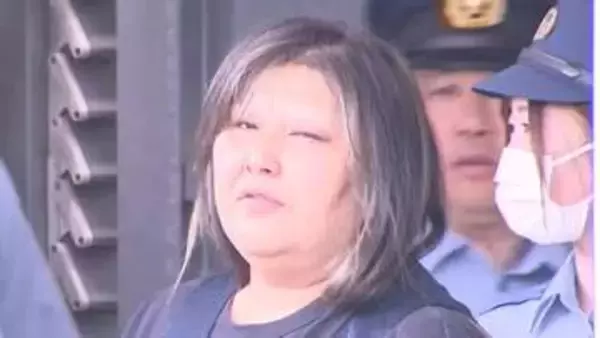 同居女性の“唇縫い付け”桜井政恵容疑者（50）の自宅に家宅捜索　容疑を否認　同居人や共犯者いたか調べる方針　茨城・古河市