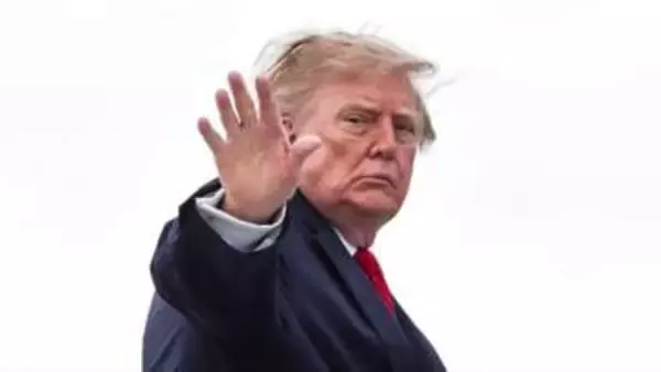 トランプ大統領の支持率31％で在任中最低　中間選挙の投票意向は民主党が12ポイントリード　「世論調査は偽物」と反発