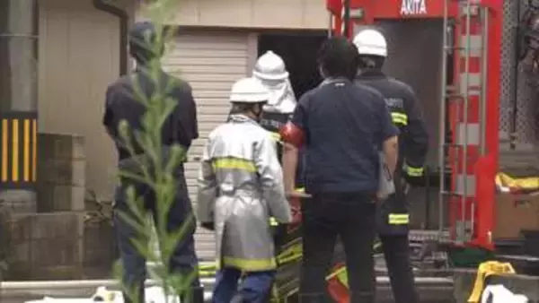 2人死亡の住宅火災　家に住む44歳長男が放火の疑いで逮捕　火事のあと市内で追突事故　秋田・にかほ市