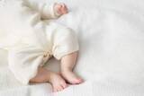 「今年上半期の出生数が11年ぶりに前年上回る　34万2068人　2015年以来11年ぶり」の画像1