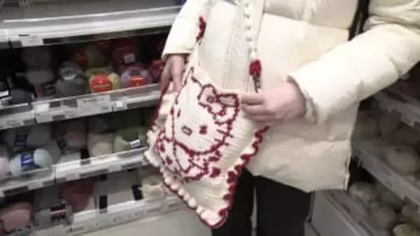 「没頭できる時間が魅力」編み物ブーム続く…ラグマット製作する人も　毛糸売上げは3年前から約4倍に