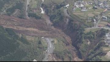 「息子に10年会えていないんだな」阿蘇大橋崩落で行方不明も2週間で捜索打ち切り　両親執念の捜索と母親の思い【熊本地震から10年】