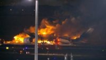 炎上直前の日航機機内で脱出指示が聞こえなかった乗客が…羽田航空機衝突事故で運輸安全委員会で経過報告公表